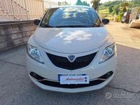 Usata Lancia Ypsilon Gold 69 CV (50 kW) 2015 Beige Utilitaria