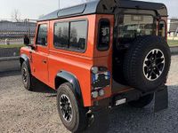 Usata Land Rover Defender S 122 CV (89 kW) 2015 Arancione SUV