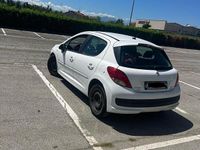 Usata Peugeot 207 90 CV (66 kW) 2010 Bianco Utilitaria