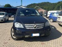 Usata Mercedes ML320 224 CV (164 kW) 2007 Blu/azzurro SUV
