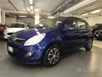 Usata Hyundai i20 Classic 78 CV (57 kW) 2011 Blu Utilitaria