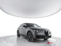Käytetty Alfa Romeo Stelvio Veloce 210 HP (154 kW) 2025 Harmaa Katumaasturi