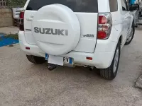 Usata Suzuki Vitara 109 CV (80 kW) 2011 Bianco SUV