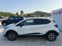 Usata Renault Captur 90 CV (66 kW) 2017 Grigio SUV