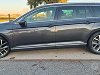 Usata VW Passat 150 CV (110 kW) 2019 Grigio Station wagon