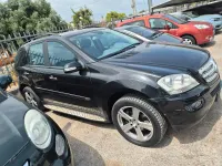 Usata Mercedes ML320 224 CV (164 kW) 2008 Nero SUV