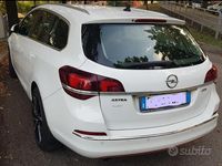 Usata Opel Astra 136 CV (100 kW) 2015 Bianco Station wagon