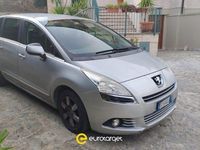 Usata Peugeot 5008 Active 112 CV (82 kW) 2012 Grigio Monovolume