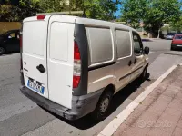 Begagnad Fiat Doblò 105 HK (77 kW) 2004 Vit Minibuss