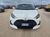 Usata Toyota Yaris Hybrid Lounge 92 CV (67 kW) 2025 Bianco Berlina