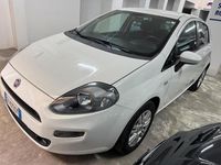 Usata Fiat Punto Young 85 CV (62 kW) 2015 Bianco Utilitaria