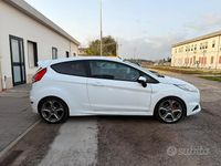 Usata Ford Fiesta ST 182 CV (133 kW) 2014 Utilitaria