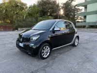 Usata Smart ForFour 71 CV (52 kW) 2017 Nero Utilitaria