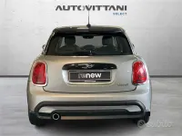 Usata Mini Cooper Essential 136 CV (100 kW) 2024 Grigio chiaro Utilitaria