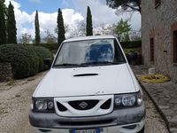 usata Nissan Terrano II autocarro