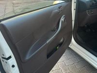 Usata Toyota iQ 99 CV (72 kW) 2009 Bianco Utilitaria