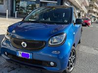 Begagnad Smart ForFour Prime 71 HK (52 kW) 2017 Blå Halvkombi