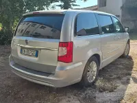 Usata Lancia Voyager 163 CV (119 kW) 2012 Grigio Monovolume