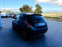 Usata Lancia Ypsilon Gold 69 CV (50 kW) 2023 Blu Utilitaria