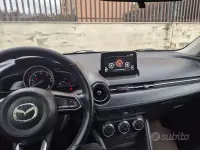 Usata Mazda 2 105 CV (77 kW) 2018 Grigio Berlina