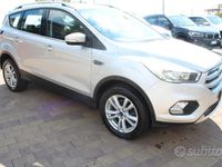 Usata Ford Kuga Titanium 120 CV (88 kW) 2017 Grigio SUV