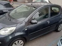 Usata Peugeot 107 Active 68 CV (50 kW) 2012 Nero Utilitaria