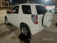 Usata Suzuki Vitara 106 CV (77 kW) 2011 SUV
