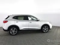Usata MG HS Luxury 162 CV (119 kW) 2023 Grigio SUV