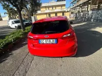 Usata Ford Fiesta 86 CV (63 kW) 2020 Rosso Utilitaria