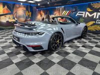 Usata Porsche 911 Turbo S Cabriolet 650 CV (478 kW) 2023 Gray Cabrio
