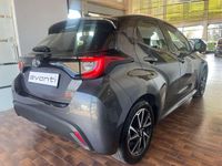 Usata Toyota Yaris 72 CV (52 kW) 2021 Grigio Utilitaria
