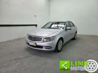Usata Mercedes C180 Elegance 156 CV (114 kW) 2011 Grigio Berlina