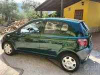 Usata Toyota Yaris 68 CV (50 kW) 2000 Verde Berlina