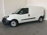 Usata Fiat Doblò Lounge 105 CV (77 kW) 2022 Bianco Monovolume