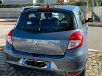 usata Renault Clio III serie - 2011 - GPL - neopatentati