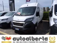 Usata Peugeot Boxer 120 CV (88 kW) 2024 Bianco pastello Furgone