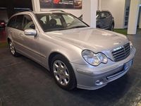 Usata Mercedes C220 Elegance 150 CV (110 kW) 2005 Argento Station wagon