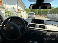 Usata BMW 318 150 CV (110 kW) 2015 Grigio Station wagon