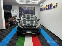 Usata Ford Fiesta 68 CV (50 kW) 2010 Nero Berlina