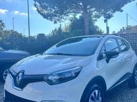 Usata Renault Captur Zen 90 CV (66 kW) 2017 Beige SUV