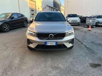 Usata Volvo XC40 Core 211 CV (155 kW) 2023 Grigio SUV
