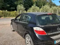 Usata Opel Astra 150 CV (110 kW) 2005 Nero Berlina