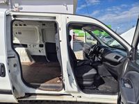Usata Fiat Doblò 104 CV (76 kW) 2011 Bianco Monovolume