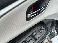 Usata Suzuki Swift 83 CV (61 kW) 2024 Grigio scuro metallizzato Utilitaria