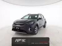 Usata Kia Stonic Style 84 CV (61 kW) 2023 Grigio SUV