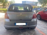 Usata Suzuki Swift GL 69 CV (50 kW) 2006 Grigio Berlina