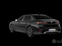Usata BMW 740 M Sport 299 CV (219 kW) 2025 Black sapphire metallizzato Berlina