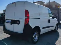 Usata Fiat Doblò 105 CV (77 kW) 2022 Bianco Monovolume