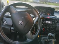 Usata Lancia Ypsilon 69 CV (50 kW) 2012 Grigio Utilitaria