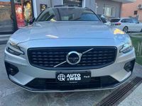 Usata Volvo V60 197 CV (144 kW) 2021 Grigio Station wagon